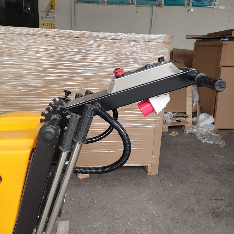 Máy đệm sàn bê tông 4kw / 5.5hp Máy đánh bóng Máy chà sàn cho gia đình