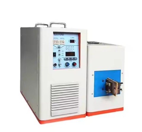 Máy làm cứng và làm nóng bằng cảm ứng cho đường ray hướng dẫn tuyến tính với độ cứng và khả năng mòn được cải thiện