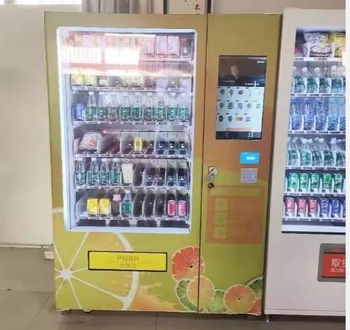 Máy bán hàng tự động với độ nóng nhanh và dung lượng lớn cho thực phẩm nóng và bữa ăn lạnh