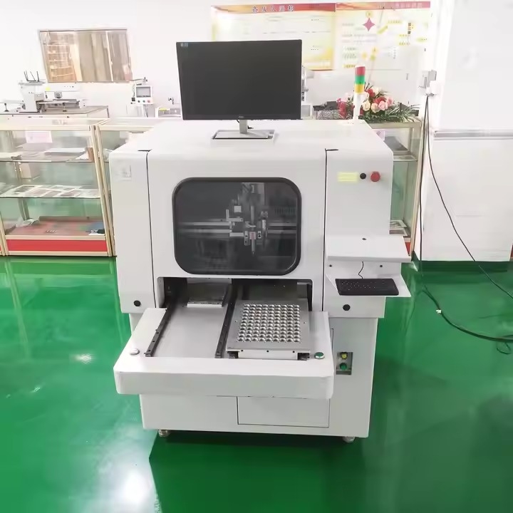 Máy tách cắt bảng mạch PCB CNC, thiết bị sản xuất điện tử