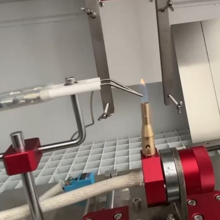 Thiết bị kiểm tra khả năng bắt lửa đạt chứng nhận ISO 11925-2 với cấu trúc thép không gỉ và vận tốc gió ống khói 0,7m/s cho vật liệu xây dựng