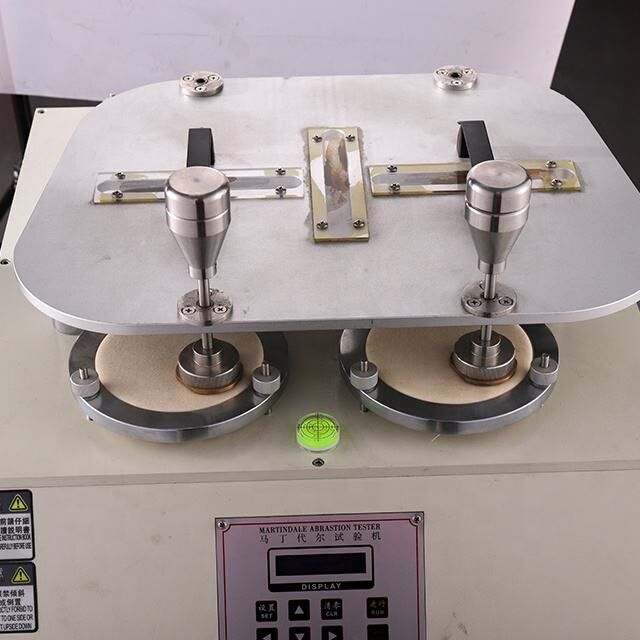Máy kiểm tra mài mòn Martindale chính xác cao với 8 đầu thử nghiệm để tuân thủ các tiêu chuẩn quốc tế