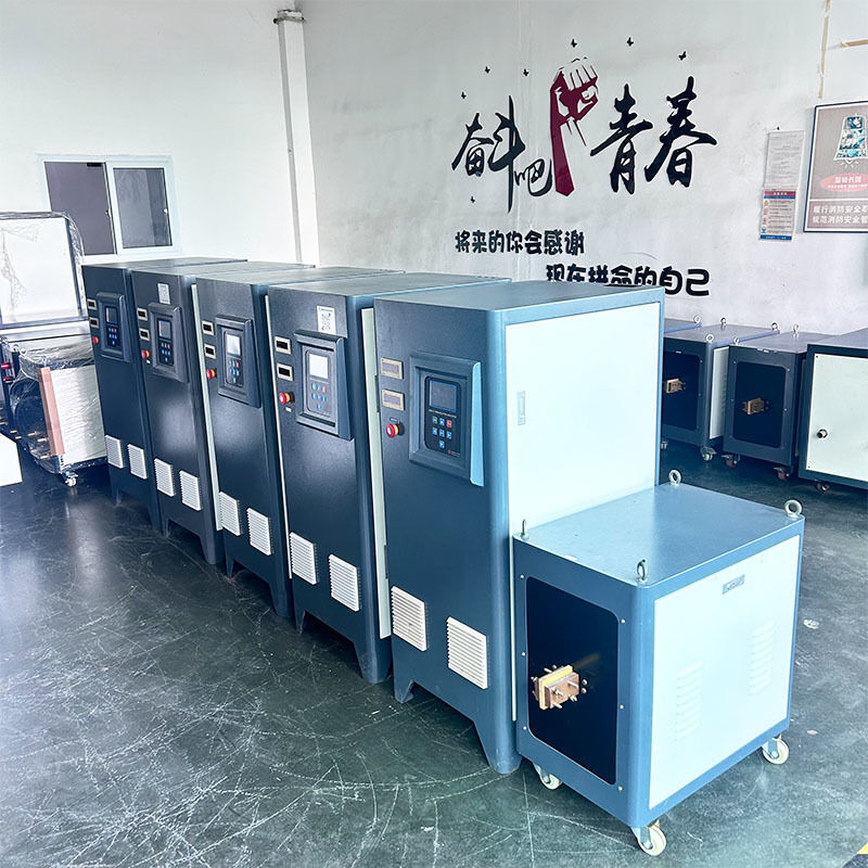 Máy sưởi nhiệt cảm ứng tự động cho ống đồng đúc 220V Dễ sử dụng với các thành phần cốt lõi PLC Gearbox Bearings Gear